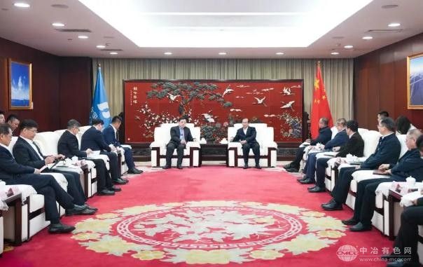 正泰集團與華電集團共謀綠色能源產(chǎn)業(yè)深度合作