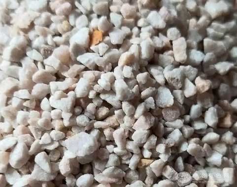 深圳市深泉環(huán)保供應普通石英砂，精制石英砂, 高純石英砂，熔融石英砂及硅微粉