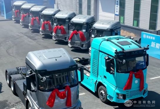 一派氫能新品來(lái)襲：新一代智能氫能重卡正式下線(xiàn)